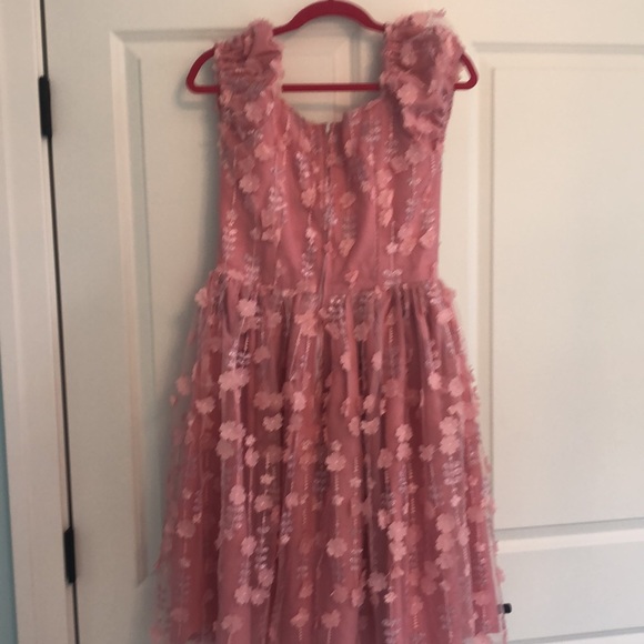NWT! Magnolia Place Floral Overlay Swing Dress - Picture 2 of 7